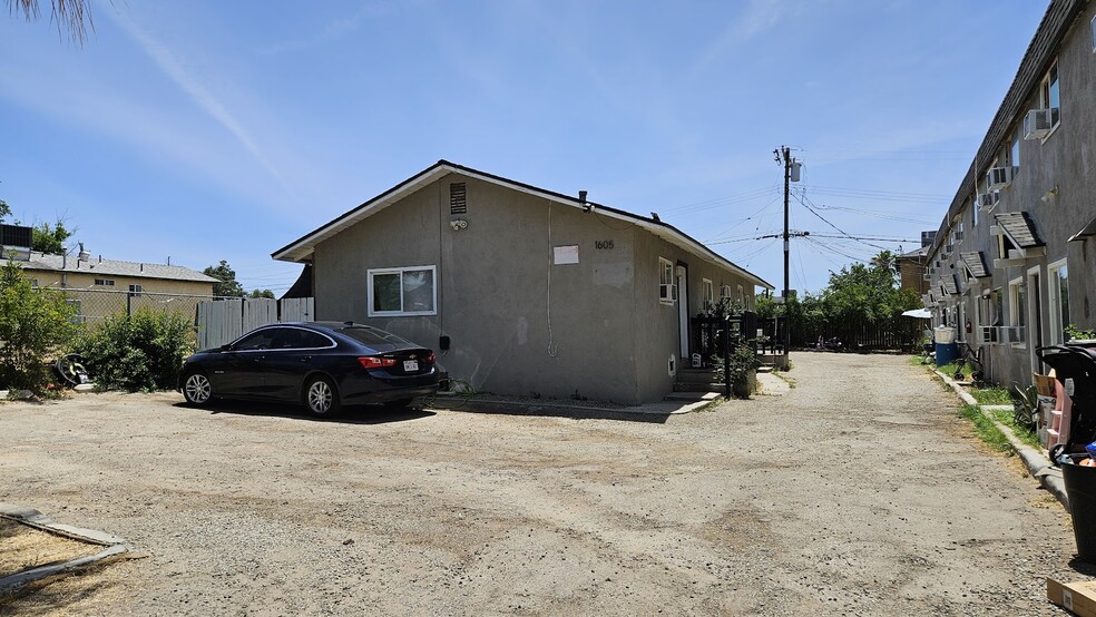 More Photos Of 1601 Jefferson St, Bakersfield Apartments For Sale