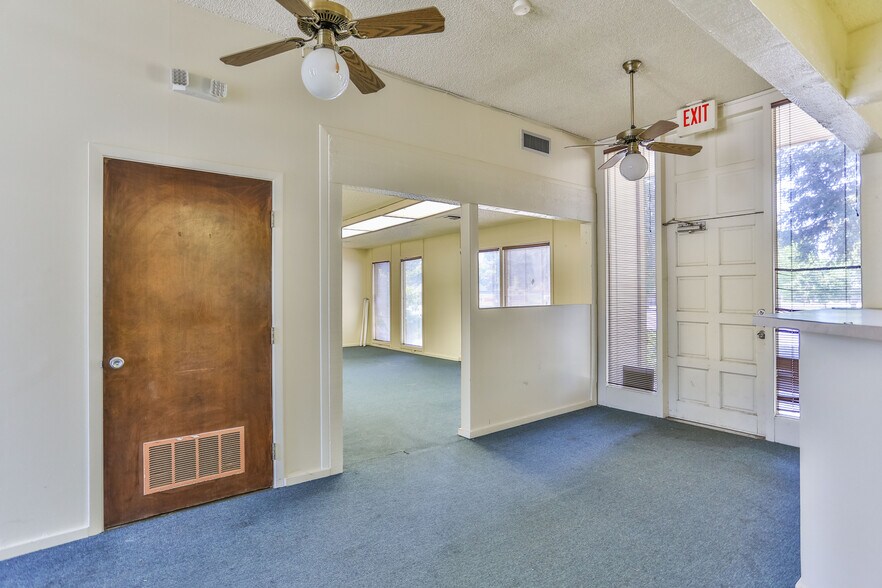 More Photos Of 2921 El Camino Ave, Sacramento Medical For Lease