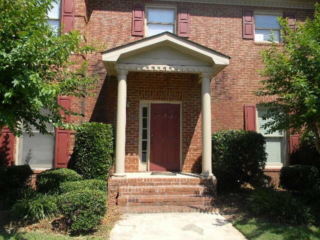 More Photos Of 2350 Prince Ave, Athens Office For Lease