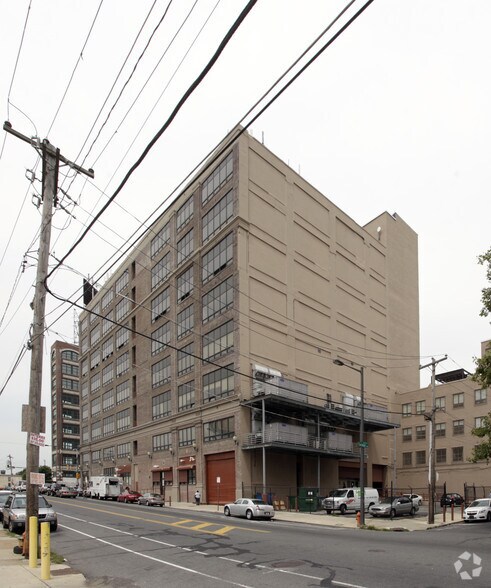 More Photos Of 2701 N Broad St, Philadelphia Office For Lease