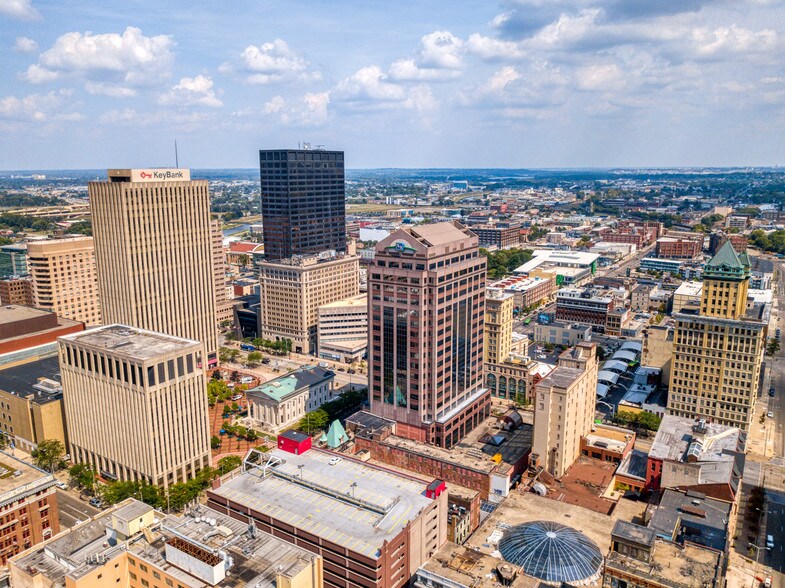 More Photos Of 1 S Main St, Dayton Office For Lease