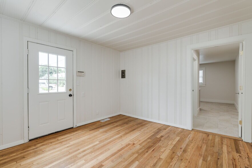 More Photos Of 1605 N Classen Dr, Oklahoma City Office Residential For Lease