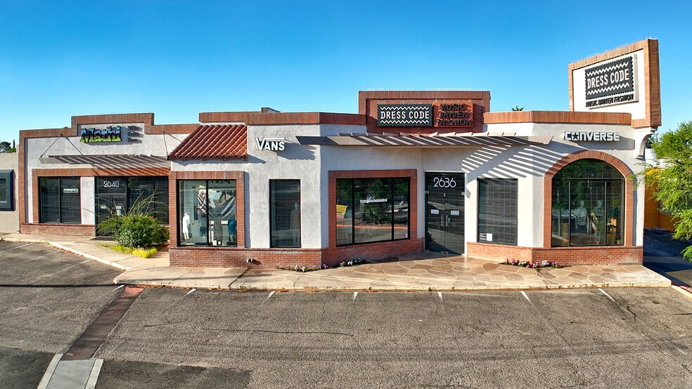 More Photos Of 2636-2640 E Broadway Blvd, Tucson Freestanding For Lease