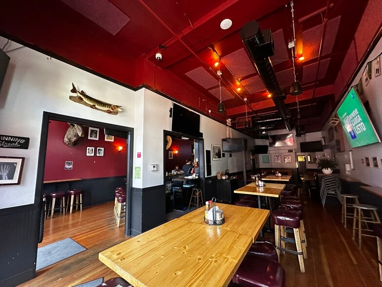 More Photos Of 3116 16th St, San Francisco Apartments For Lease