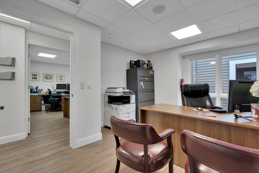 More Photos Of 776-780 Commons Way, Toms River Office For Sale