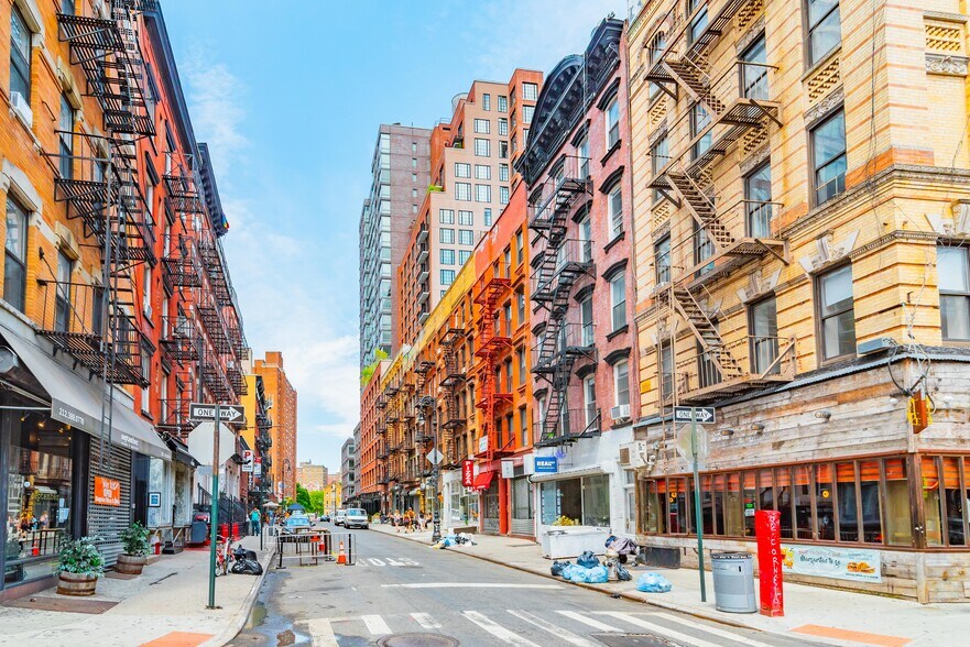 More Photos Of 164 Ludlow St, New York Apartments For Lease