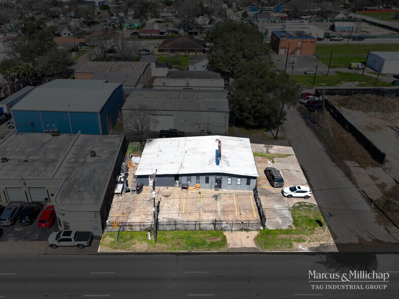 More Photos Of 300 W Pasadena Fwy, Pasadena Warehouse For Sale