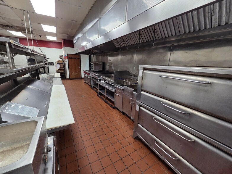 More Photos Of 107 W Coal Ave, Gallup Restaurant For Sale
