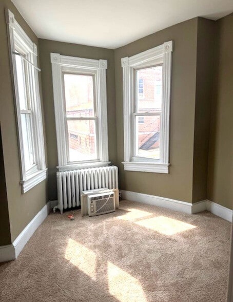 More Photos Of 4306 Hamilton St, Hyattsville Office For Sale