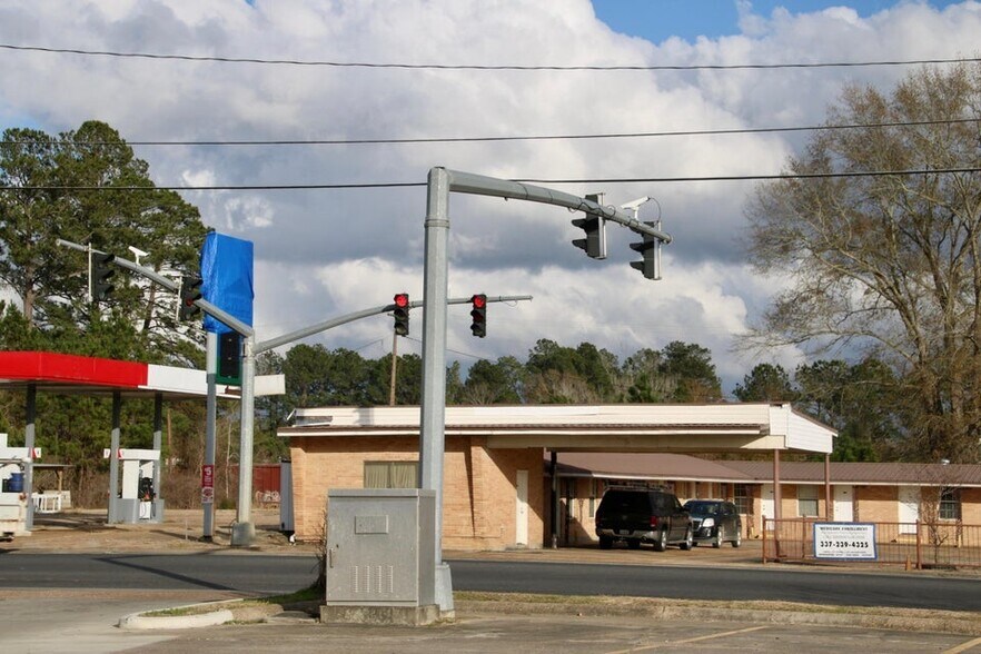 More Photos Of 1801 S 5th St, Leesville Hotel For Sale