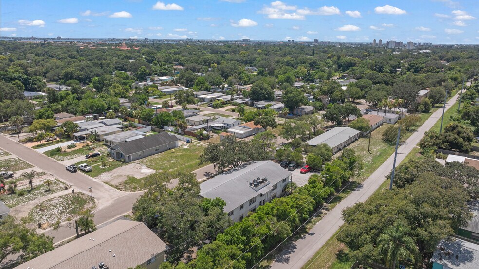 More Photos Of 5845 Fairfield Ave S, Saint Petersburg Apartments For Sale