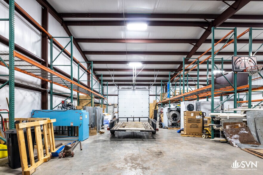 More Photos Of 129 Fieldview Dr, Versailles Warehouse For Sale