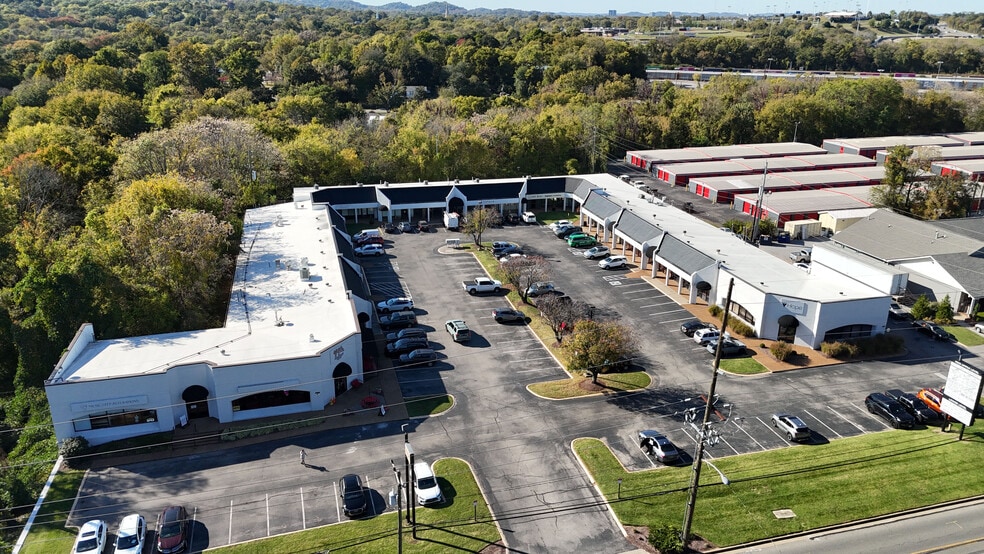 More Photos Of 4825 Trousdale Dr, Nashville Storefront For Lease