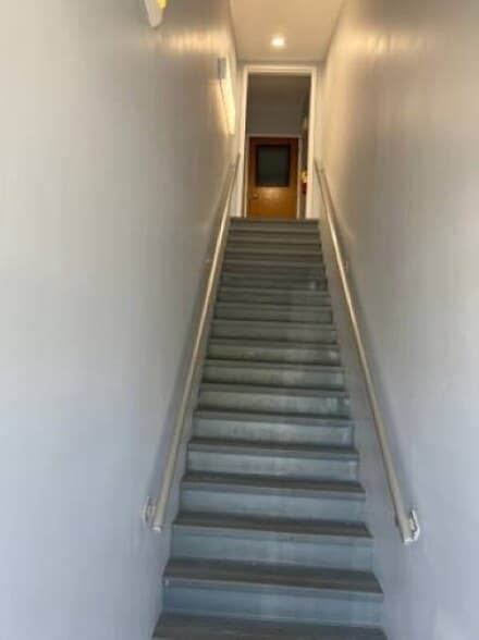 More Photos Of 3870 Sun City Center Blvd, Sun City Center Freestanding For Lease