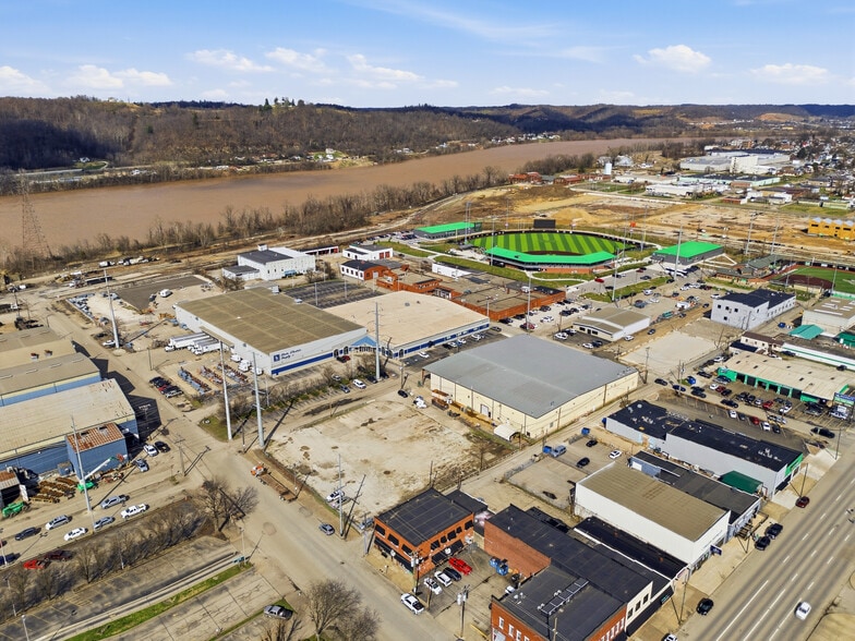 More Photos Of 212 20th St, Huntington Storefront Retail Residential For Sale