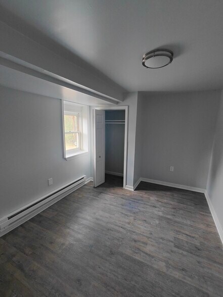 More Photos Of 1027 Cochran Mill Rd, Jefferson Hills Apartments For Sale