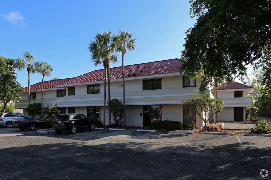 More Photos Of 6401 E Rogers Cir, Boca Raton Light Distribution For Lease