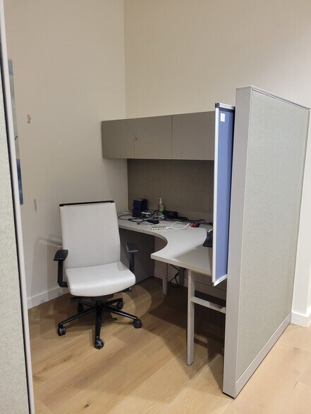 More Photos Of 4900 Bee Creek Rd, Spicewood Medical For Lease