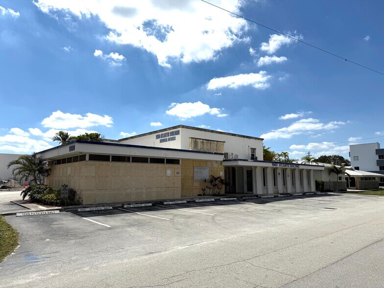 Primary Photo Of 1960 NE 47th St, Fort Lauderdale Medical For Sale