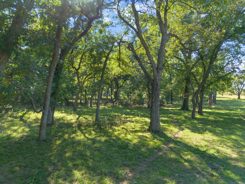 More Photos Of 4480 Memorial Rd, Lone Grove Land For Sale