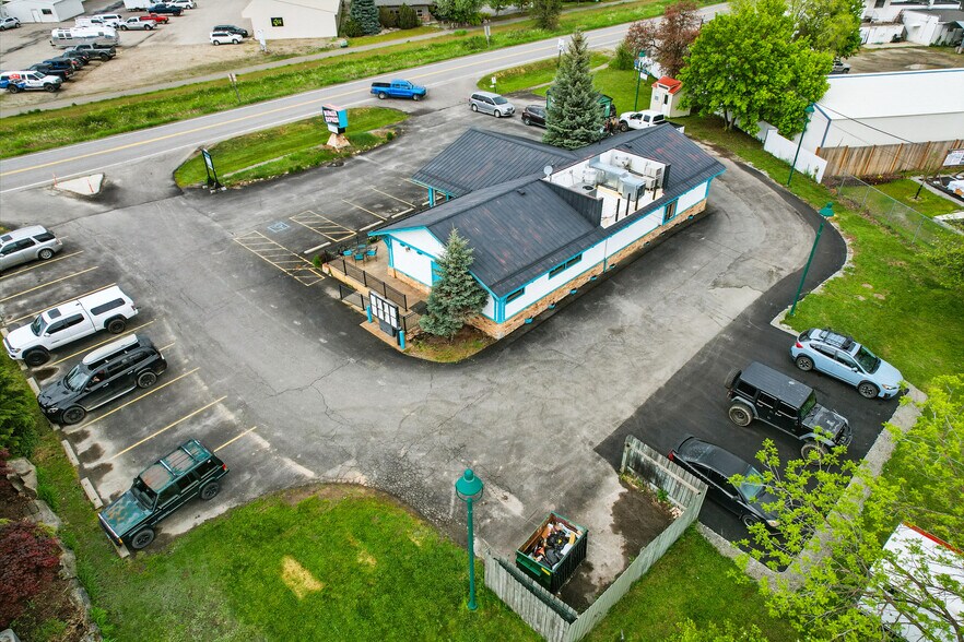 More Photos Of 1301 US-2 Hwy, Sandpoint Fast Food For Lease