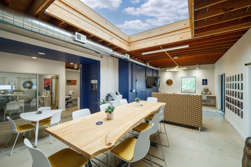 More Photos Of 3117 W Clay St, Richmond Loft Creative Space For Sale
