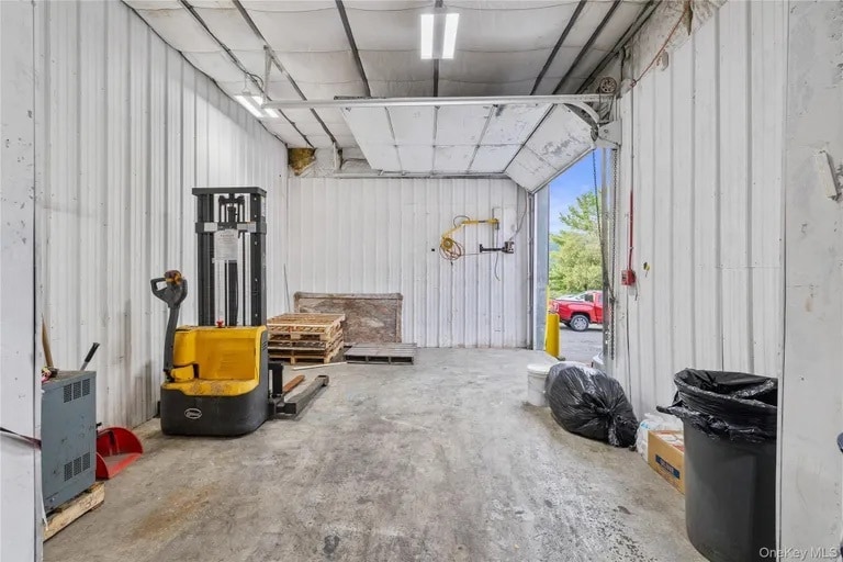 More Photos Of 380 NY-210, Stony Point Warehouse For Lease