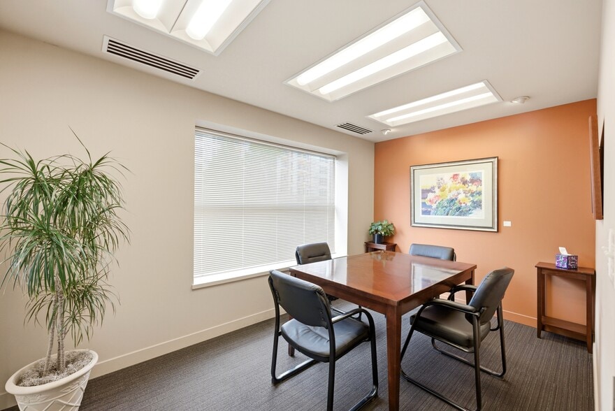 More Photos Of 555 S 300 E, Salt Lake City Office For Sale