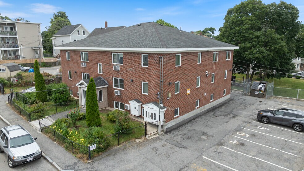 More Photos Of 55 Agawam St, Lowell Apartments For Sale