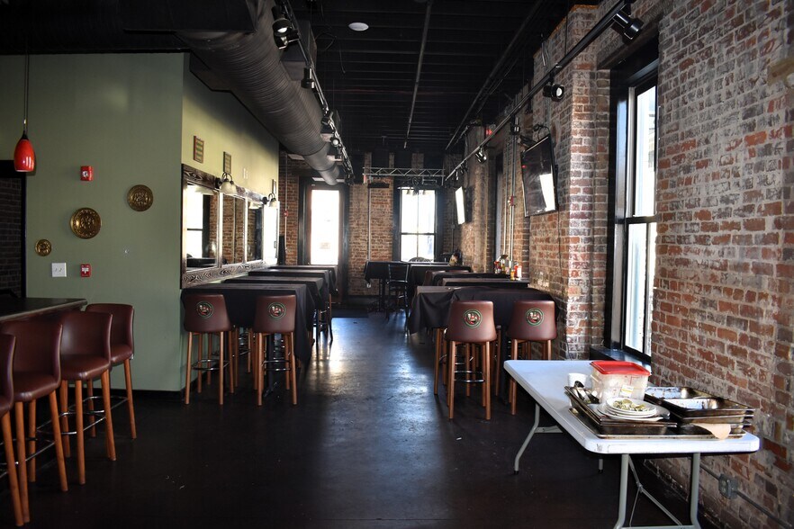 More Photos Of 78 Dexter Ave, Montgomery Restaurant For Sale