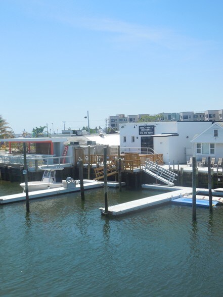 More Photos Of 377 Woodcleft Ave, Freeport Storefront Retail Residential For Sale