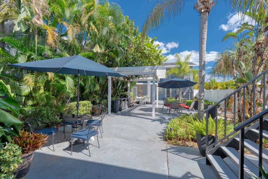 More Photos Of 3418 W North A St, Tampa Apartments For Sale