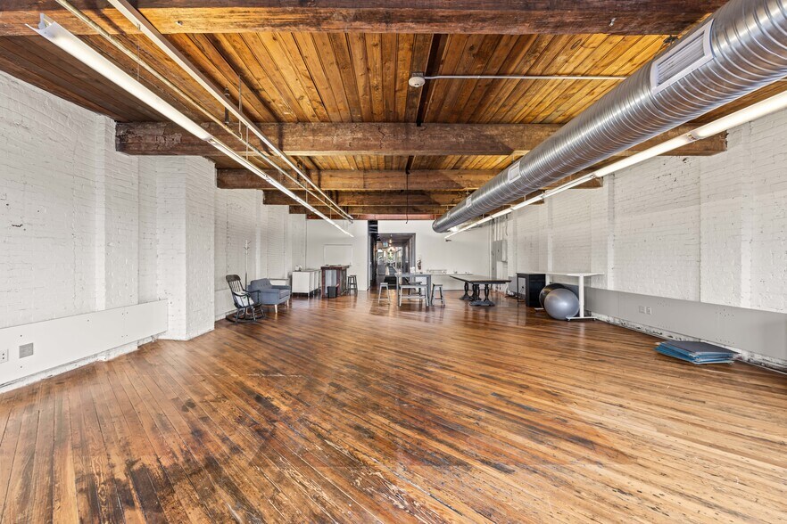 More Photos Of 317 E Water St, Charlottesville Office For Sale