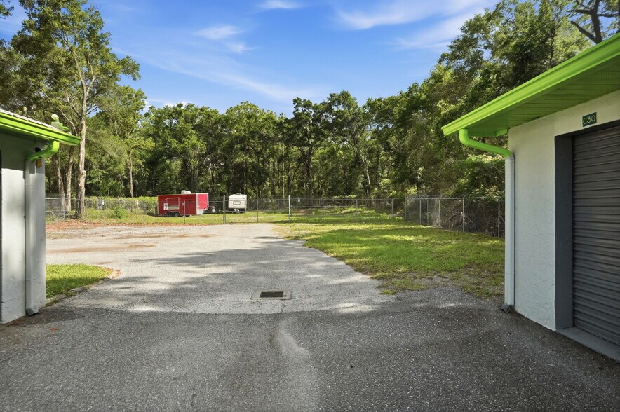 More Photos Of 16331 Cortez Blvd, Brooksville Self Storage For Sale