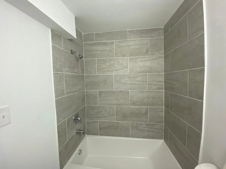 More Photos Of 57 Turner St, Mantua Apartments For Sale
