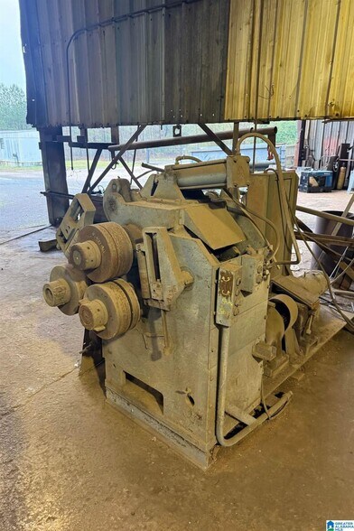 More Photos Of 765 Hart Cir, Warrior Industrial For Sale