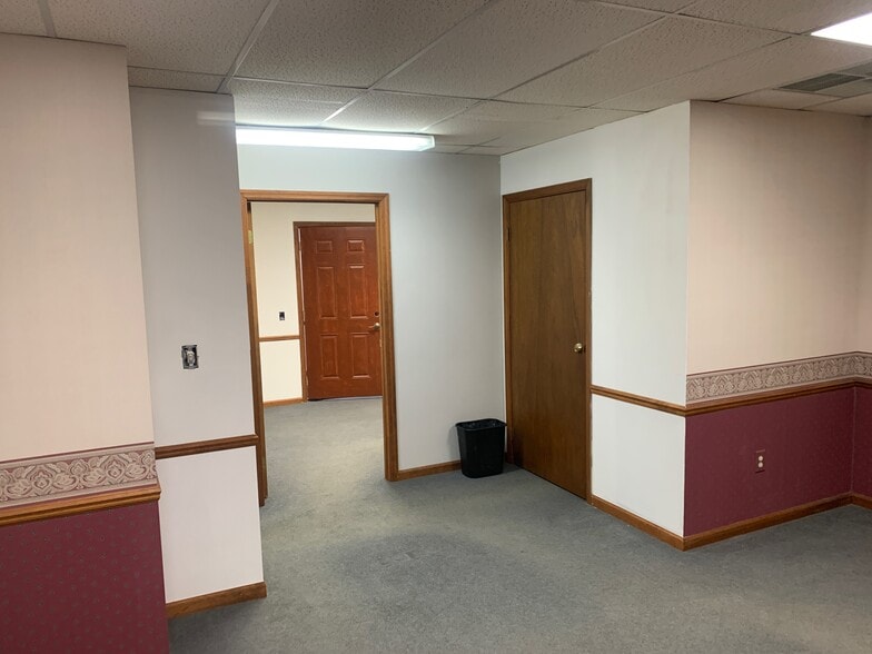 More Photos Of 8801 N Main St, Dayton Medical For Lease