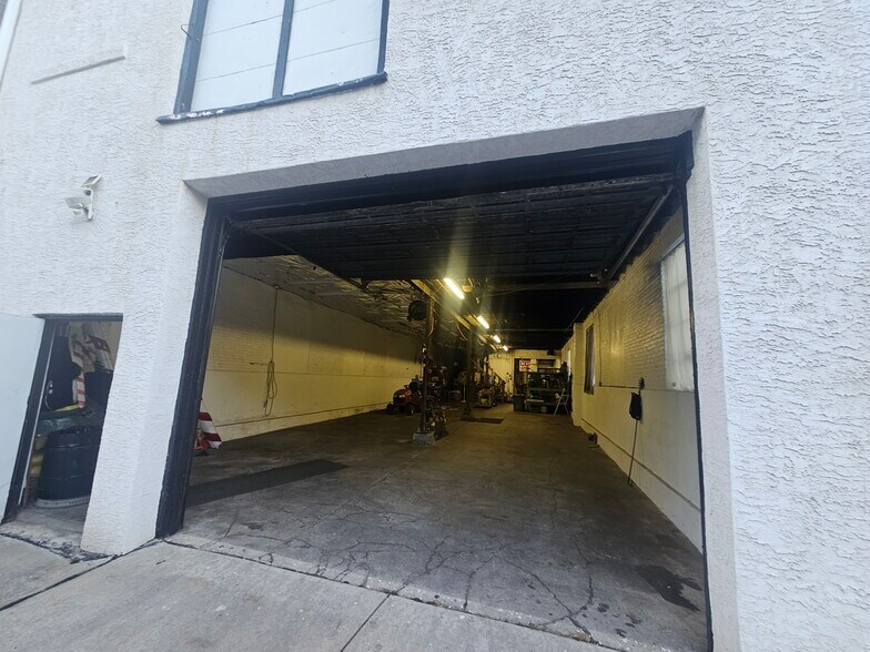 More Photos Of 26 E High St, Pottstown Warehouse For Sale