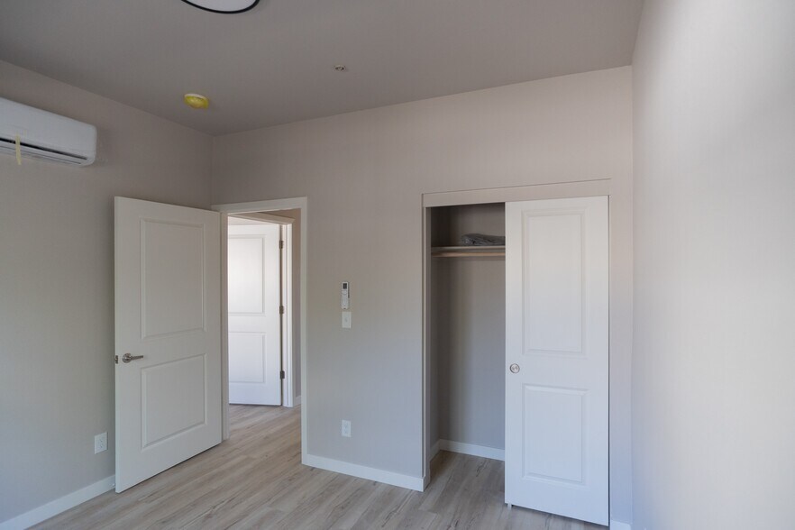 More Photos Of 40 W 13th St, Merced Apartments For Sale