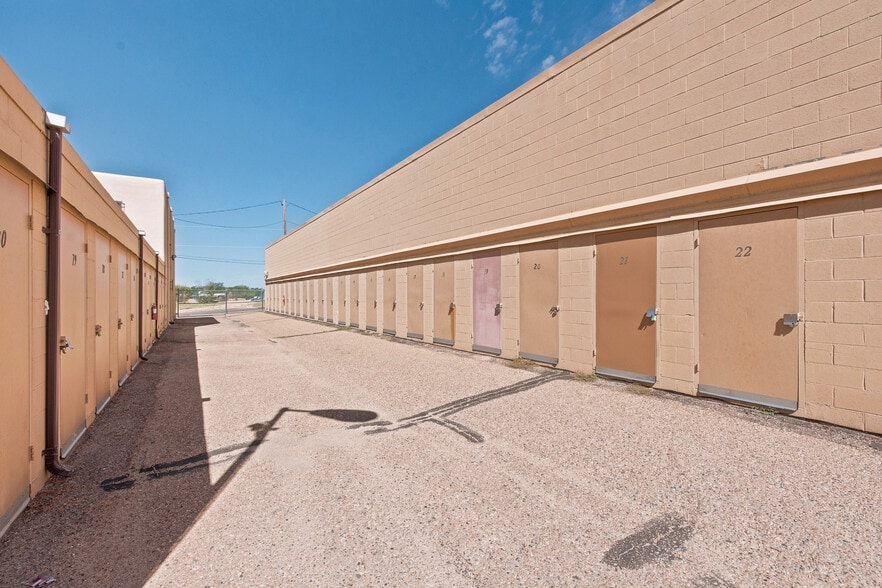 More Photos Of 1525 Pacheco St, Santa Fe Self Storage For Sale