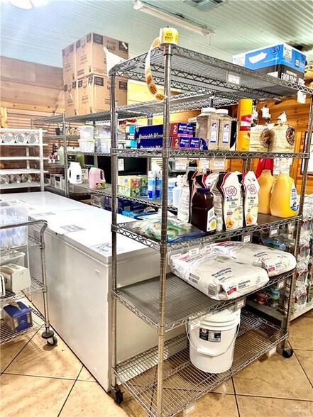 More Photos Of 214 E Chimney Rd, Mission Restaurant For Sale