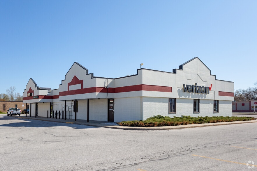 More Photos Of 1930 E Apple Ave, Muskegon Unknown For Lease