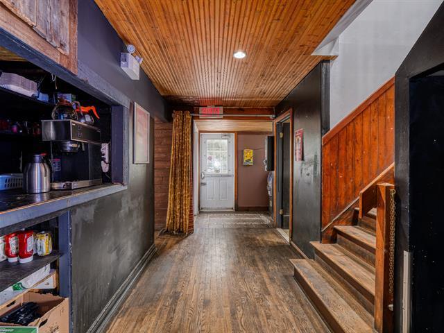 More Photos Of 515 Rue Notre-Dame, Repentigny Storefront For Sale