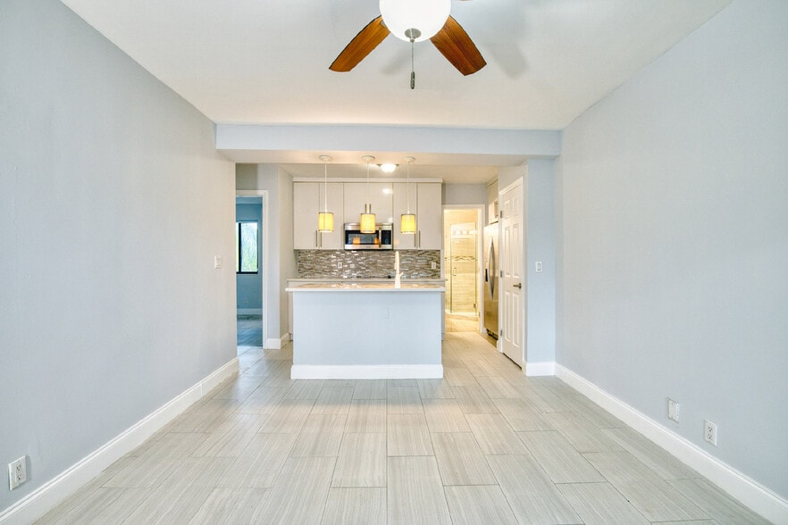 More Photos Of 912-918 NE 15th Ave, Fort Lauderdale Apartments For Sale