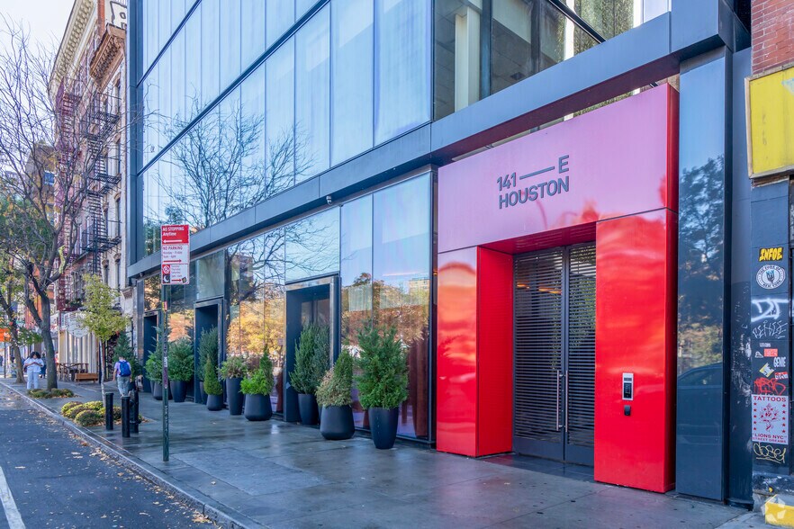 More Photos Of 141 E Houston St, New York Office For Lease