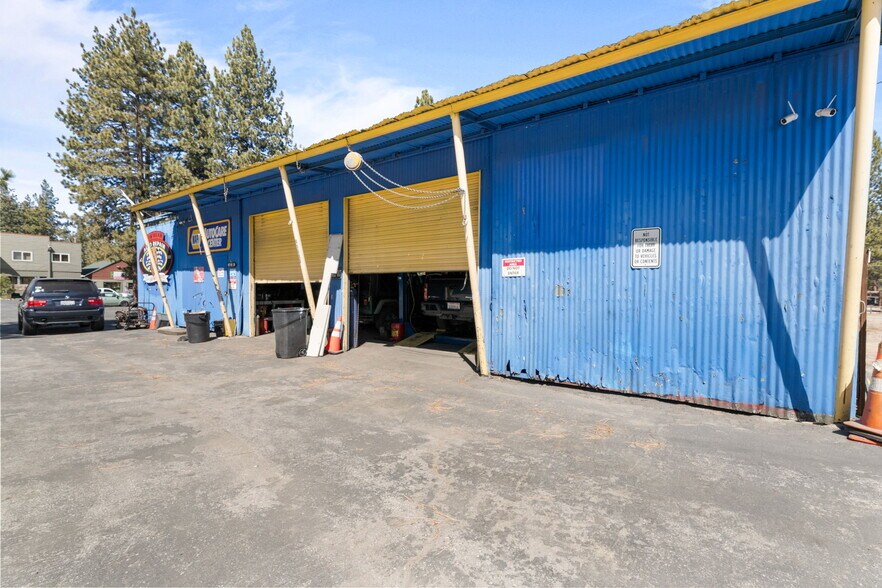 More Photos Of 41656 Big Bear Blvd, Big Bear Lake Freestanding For Sale