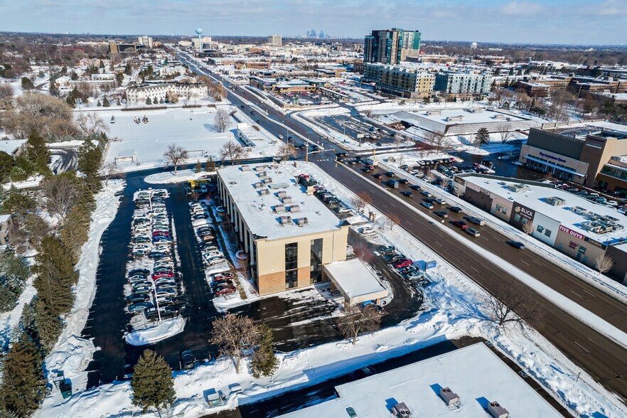 More Photos Of 7300 France Ave S, Edina Medical For Lease