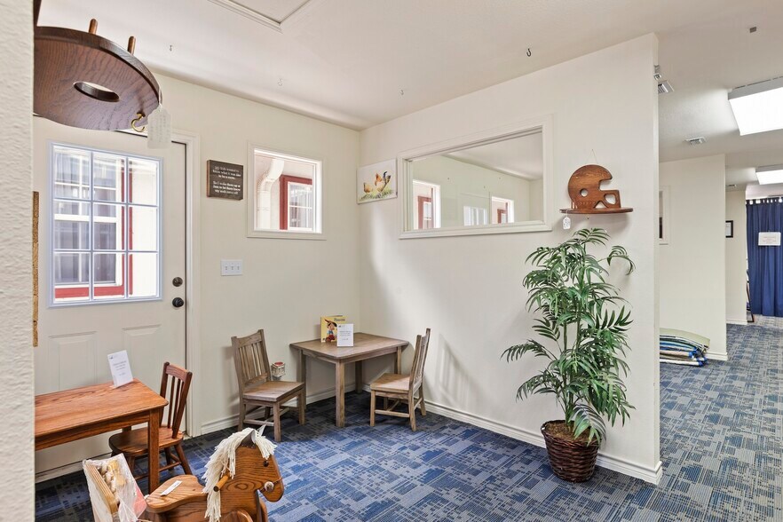 More Photos Of , Fredericksburg Unknown For Sale