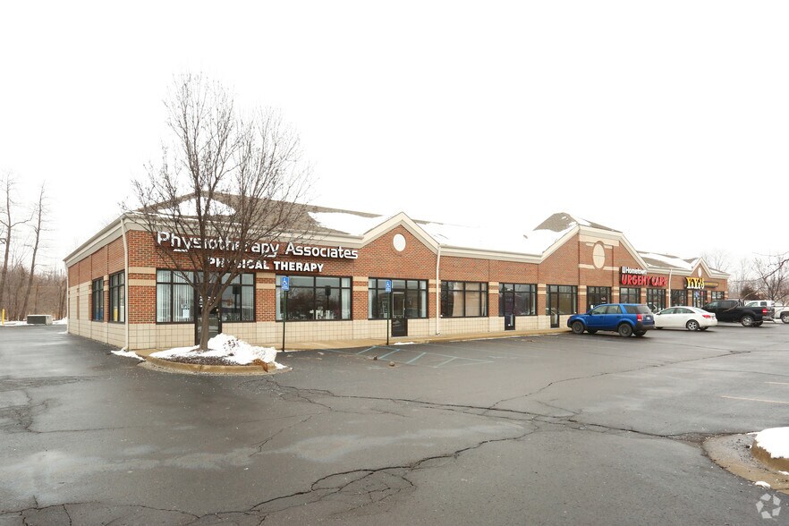 More Photos Of 3190-3240 W Silver Lake Rd, Fenton General Retail For Sale