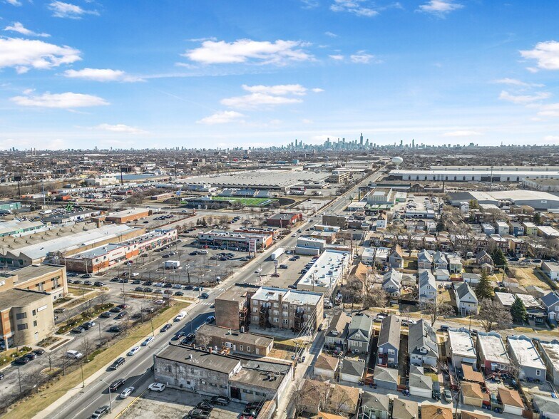 More Photos Of 5701 W Roosevelt Rd, Cicero Apartments For Lease